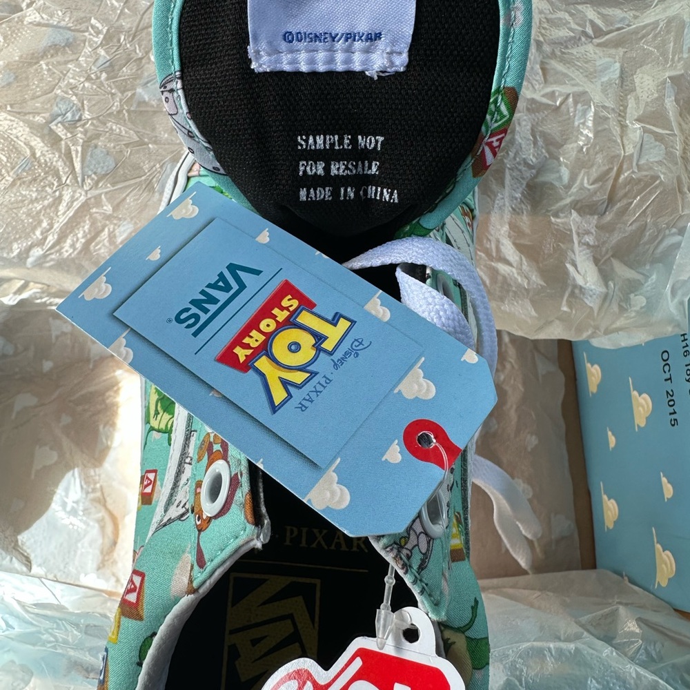 VANS Toy Story “SAMPLES” - Picture 5 of 16